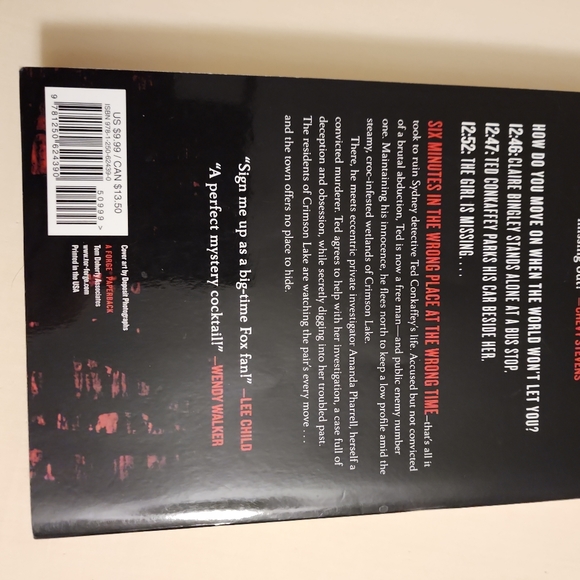 Crimson Lake: Paperback book By Candice Fox, good preowned condition - Picture 2 of 6